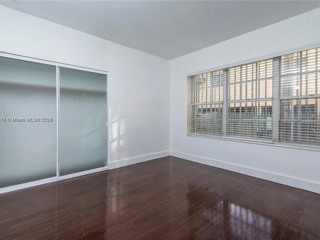 1242 Drexel Ave # 106, Miami Beach FL 33139