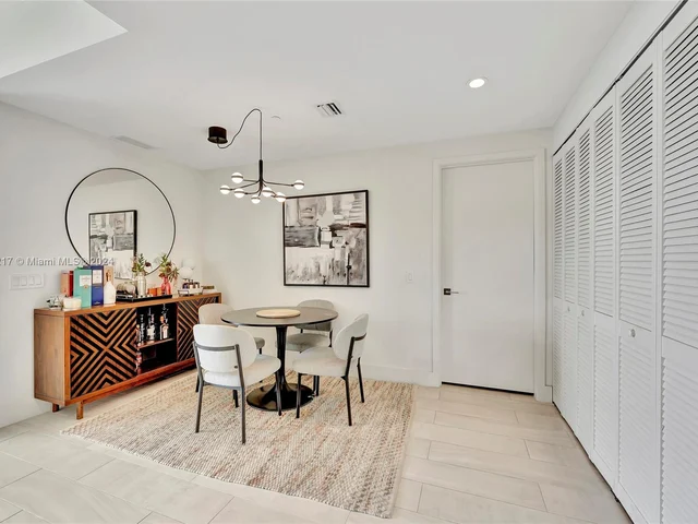 2000 Metropica Way # 1906, Sunrise FL 33323