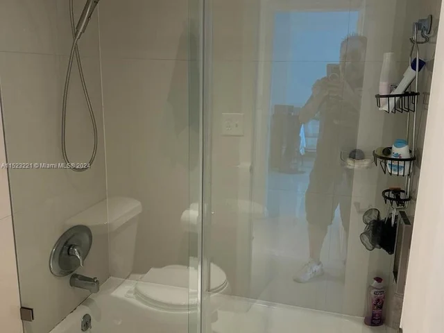 300 Bayview Dr # 411, Sunny Isles Beach FL 33160