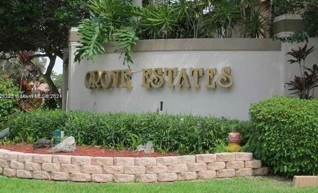 15627 SW 16th Ct, Pembroke Pines FL 33027