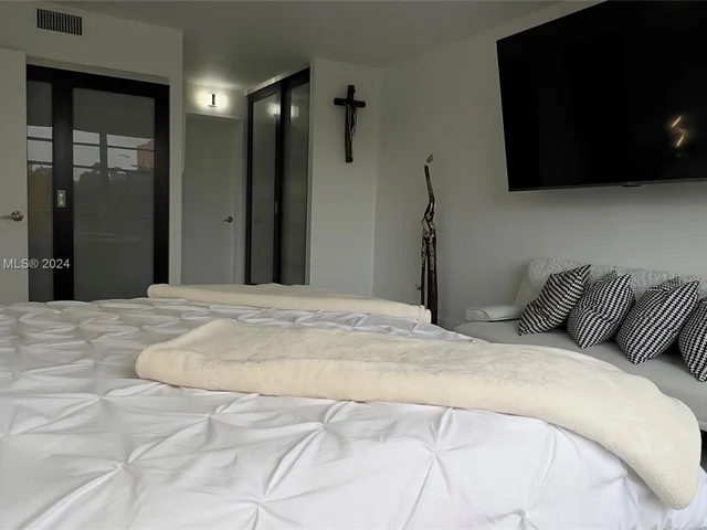 2780 NE 183rd St # 417, Aventura FL 33160