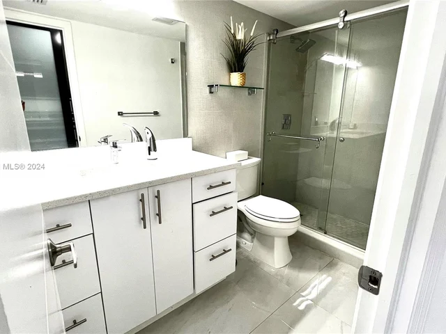 2780 NE 183rd St # 417, Aventura FL 33160