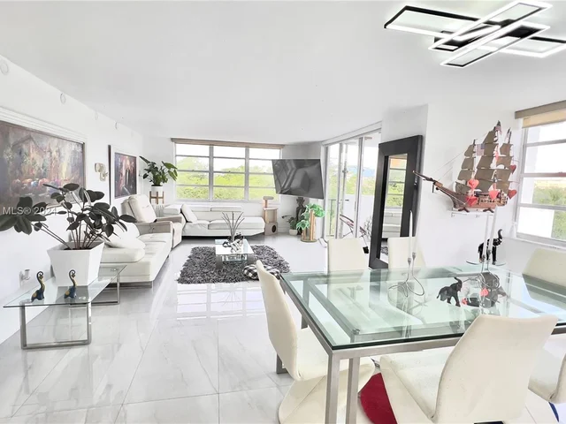 2780 NE 183rd St # 417, Aventura FL 33160