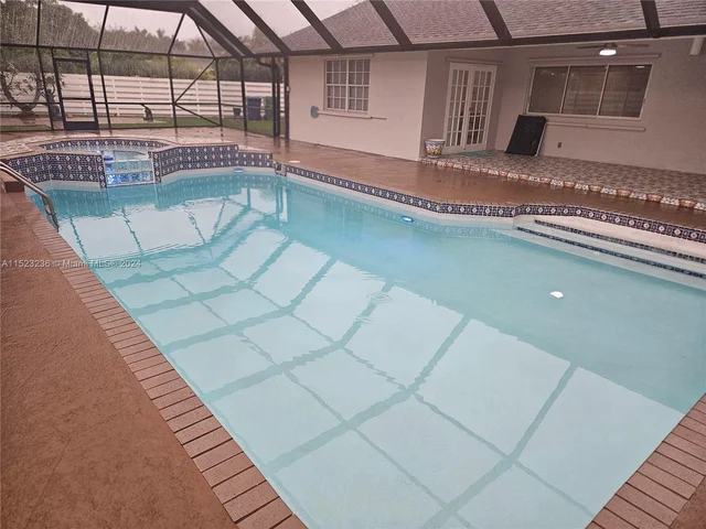 14763 SW 152nd Pl, Miami FL 33196