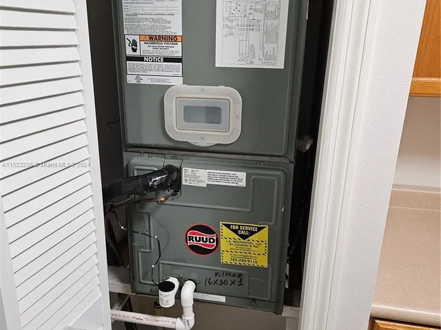 14763 SW 152nd Pl, Miami FL 33196