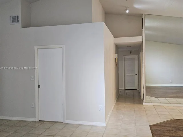 14763 SW 152nd Pl, Miami FL 33196