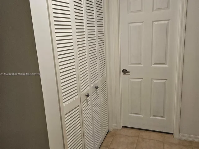 14763 SW 152nd Pl, Miami FL 33196