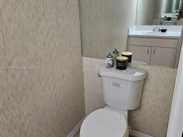 14763 SW 152nd Pl, Miami FL 33196