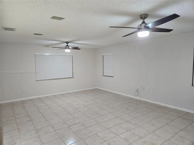 14763 SW 152nd Pl, Miami FL 33196