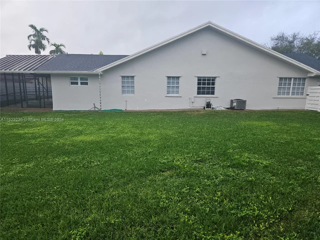 14763 SW 152nd Pl, Miami FL 33196