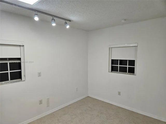 14763 SW 152nd Pl, Miami FL 33196