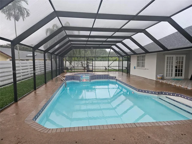 14763 SW 152nd Pl, Miami FL 33196