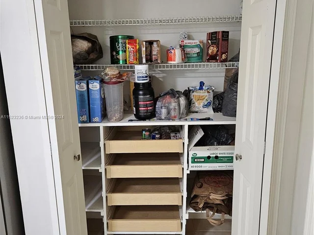 14763 SW 152nd Pl, Miami FL 33196