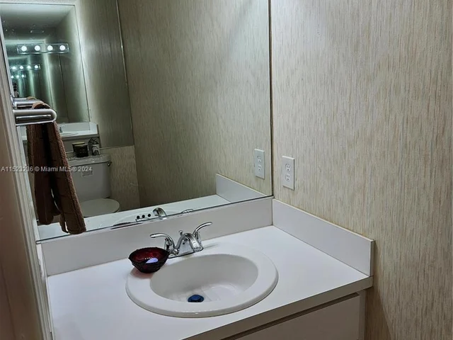 14763 SW 152nd Pl, Miami FL 33196