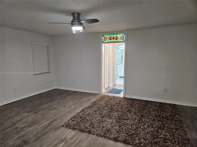 14763 SW 152nd Pl, Miami FL 33196