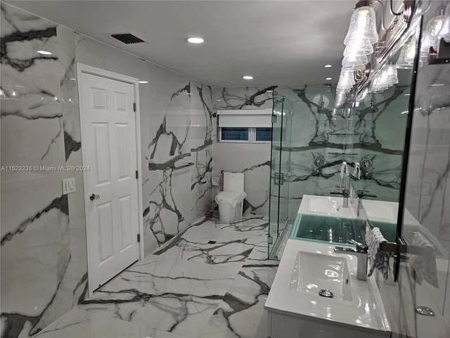 14763 SW 152nd Pl, Miami FL 33196