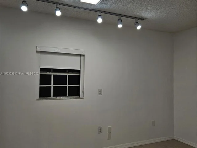 14763 SW 152nd Pl, Miami FL 33196