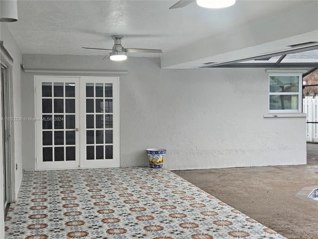 14763 SW 152nd Pl, Miami FL 33196