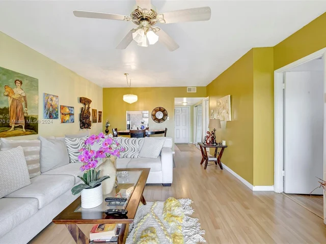 7405 W Atlantic Blvd # 201, Margate FL 33063