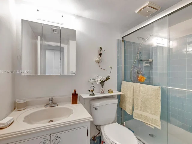 7405 W Atlantic Blvd # 201, Margate FL 33063