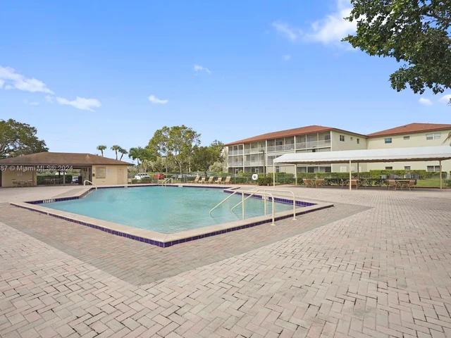 151 SW 135th Ter # 302T, Pembroke Pines FL 33027