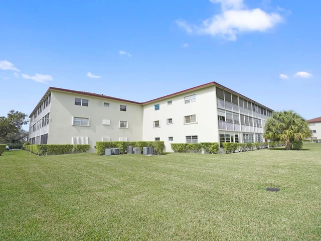 151 SW 135th Ter # 302T, Pembroke Pines FL 33027