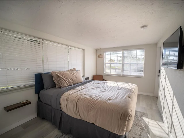 2775 NE 16th Ave # 2775, Pompano Beach FL 33064