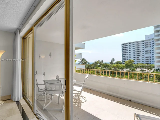 177 Ocean Lane Dr # 413, Key Biscayne FL 33149