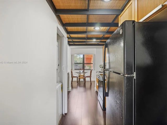 7401 NW 16th St # 308, Plantation FL 33313