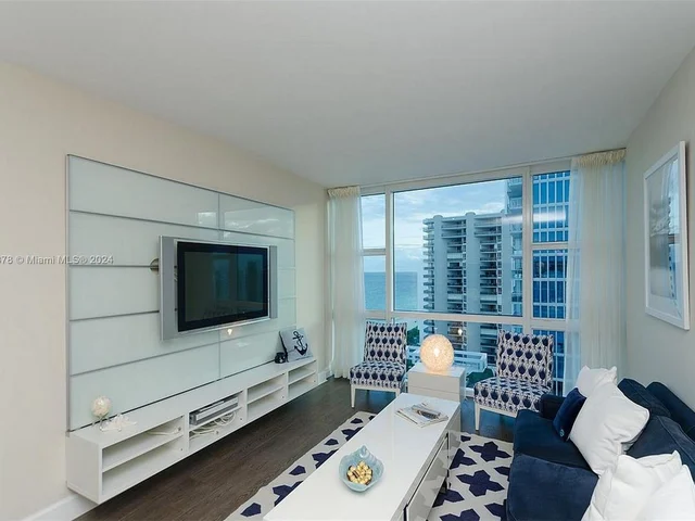 6801 Collins Ave, Miami Beach FL 33141