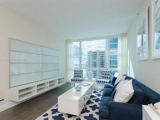 6801 Collins Ave, Miami Beach FL 33141