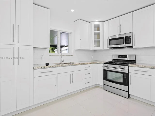 46XX SW 89th Pl # 0, Miami FL 33165