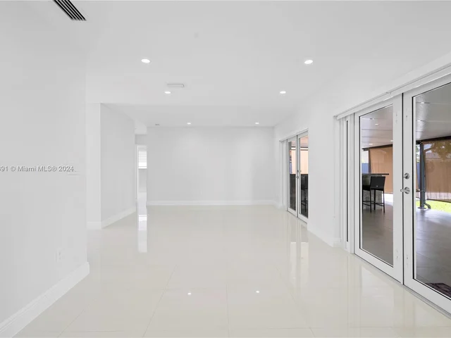 46XX SW 89th Pl # 0, Miami FL 33165