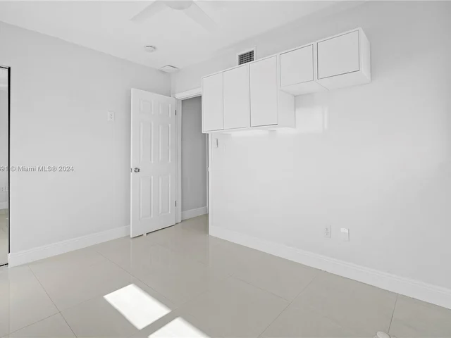 46XX SW 89th Pl # 0, Miami FL 33165