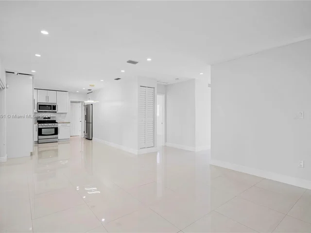 46XX SW 89th Pl # 0, Miami FL 33165