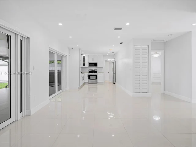 46XX SW 89th Pl # 0, Miami FL 33165