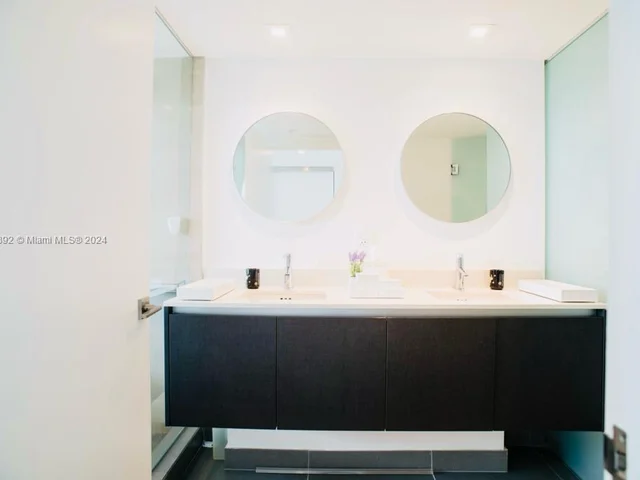 6620 Indian Creek Dr # 708, Miami Beach FL 33141