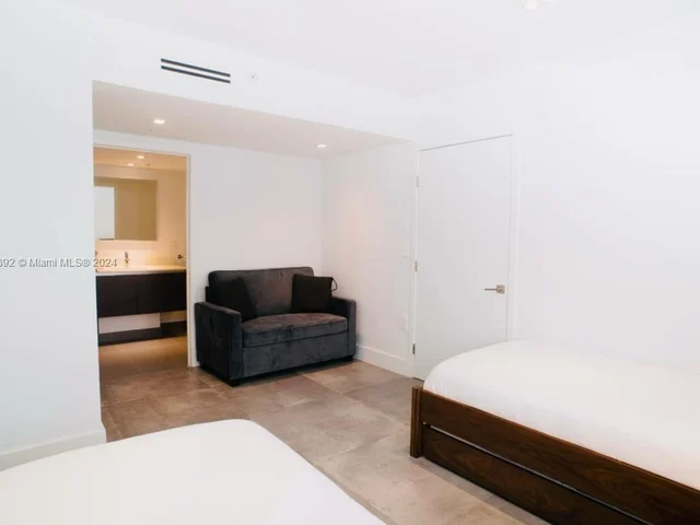 6620 Indian Creek Dr # 708, Miami Beach FL 33141