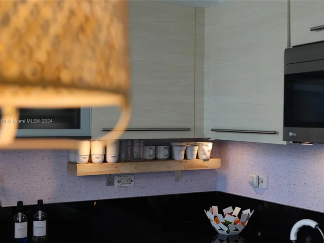 244 Biscayne Blvd # 446, Miami FL 33132