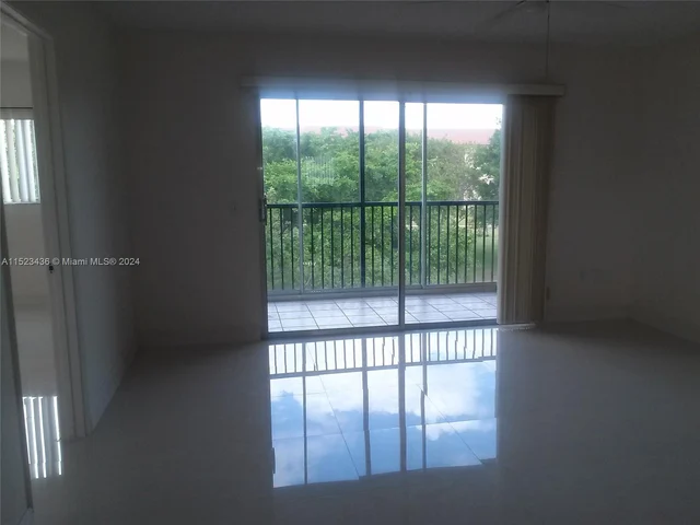 12651 SW 16th Ct # 302B, Pembroke Pines FL 33027