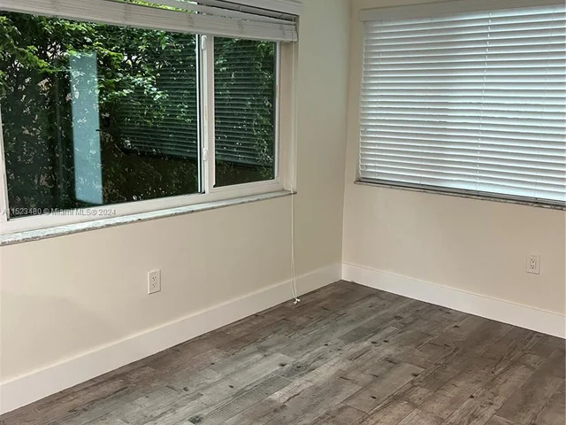 724 Tamiami Canal Rd, Miami FL 33144