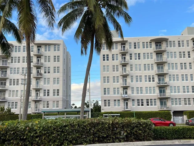 1791 NE Miami Gardens Dr # E202, Miami FL 33179