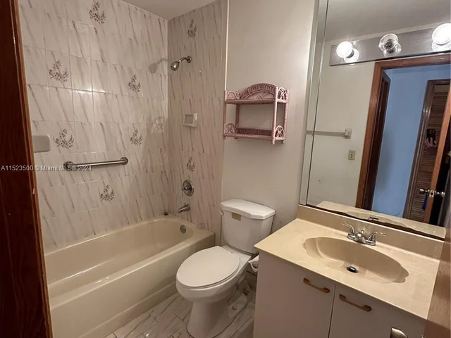 3853 SW 133rd Pl, Miami FL 33175