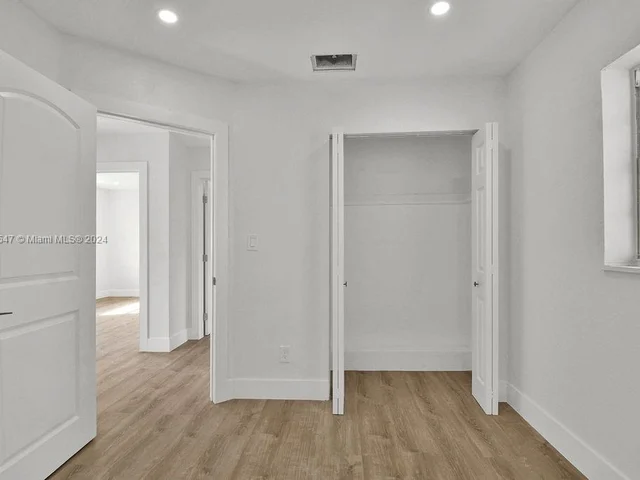 21130 NW 39th Ave, Miami Gardens FL 33055