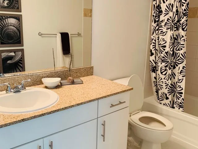 1861 NW S River Dr # 2201, Miami FL 33125