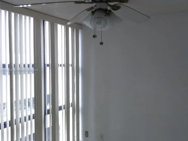 16909 N Bay Rd # 310, Sunny Isles Beach FL 33160