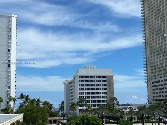 16909 N Bay Rd # 310, Sunny Isles Beach FL 33160