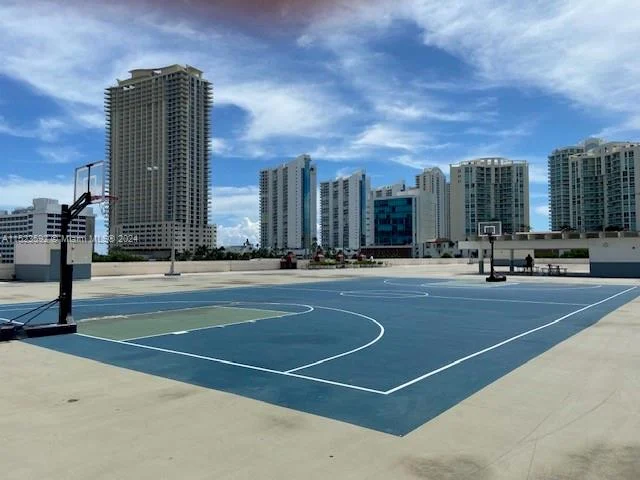 16909 N Bay Rd # 310, Sunny Isles Beach FL 33160