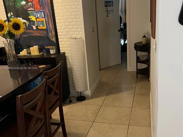 16909 N Bay Rd # 310, Sunny Isles Beach FL 33160