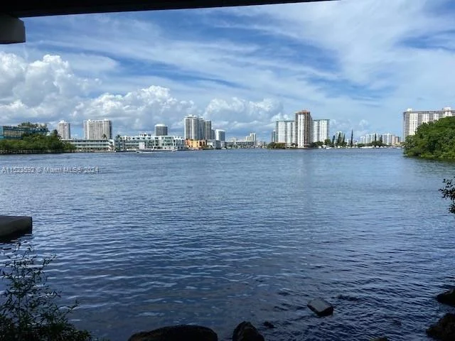 16909 N Bay Rd # 310, Sunny Isles Beach FL 33160